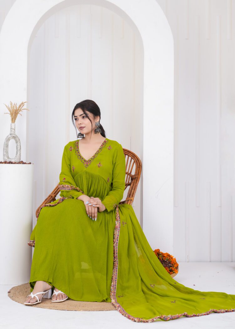 Emerald Chiffon Kurta Suit Set with Embroidered Organza Dupatta