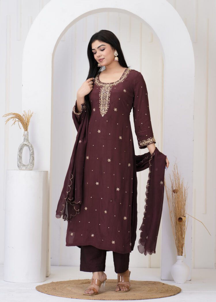 Brown Crepe Embroidered Kurta Suit Set Organza Dupatta