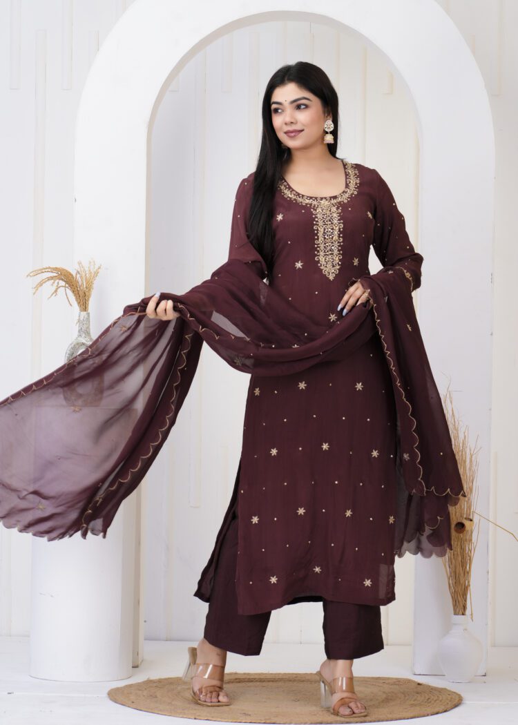 Brown Crepe Embroidered Kurta Suit Set Organza Dupatta